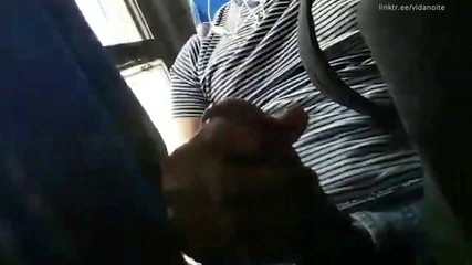 Vida Noite: Exhib, punheta ao ar livre, masturbando- se cruzando: Masturbando em...