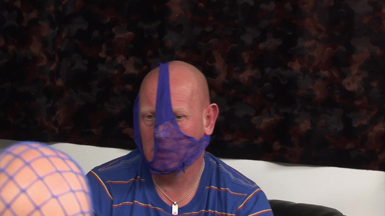 We heart Milfs: La troia tettona valery summer succhia il cazzo e si...