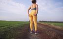 Teasecombo 4K: MILF Amateur in Tight Pants Teases Leggings Ass in Nature