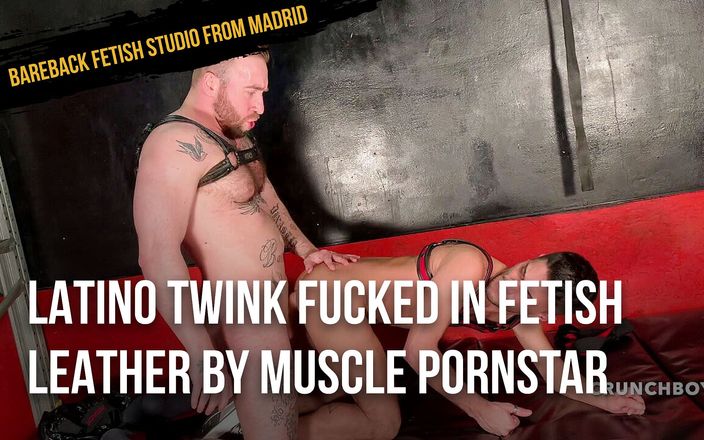Bareback fetish studio from Madrid: Latino twink fucked in fetish leather by muscle pornstar