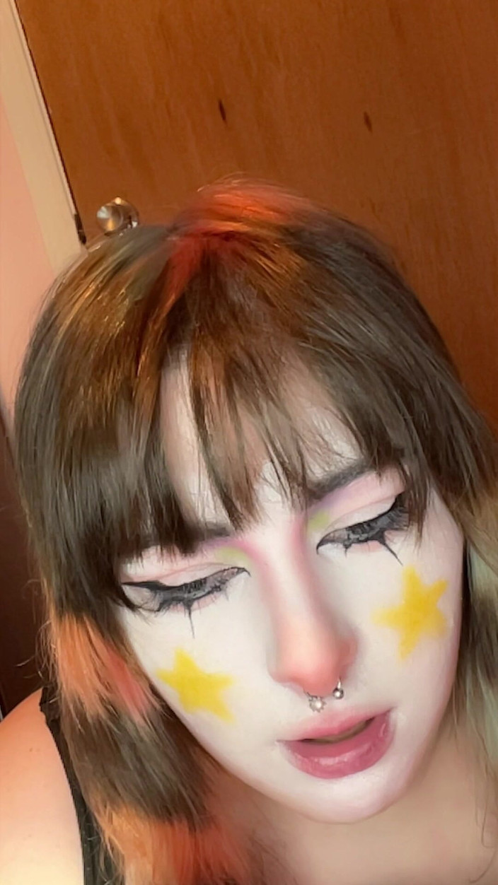 Mushroombitchx: Galaxys Orgazm Yüzü