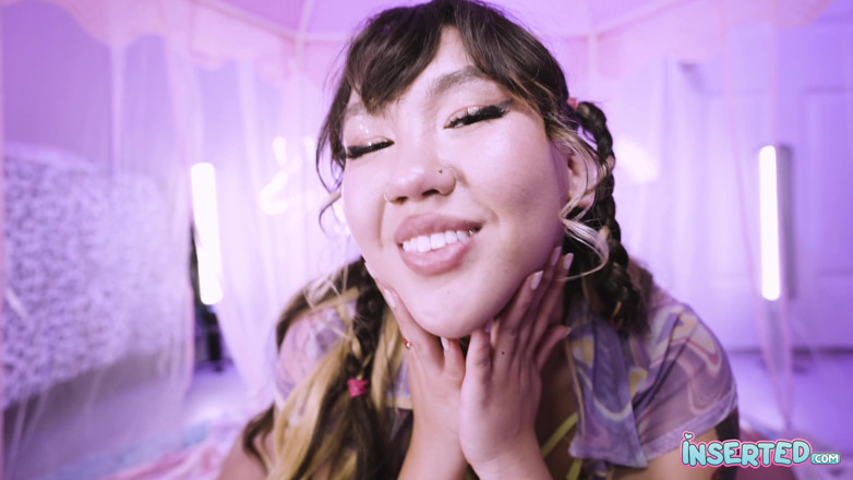 Inserted: Tomie Tang, insérée, aime tenter