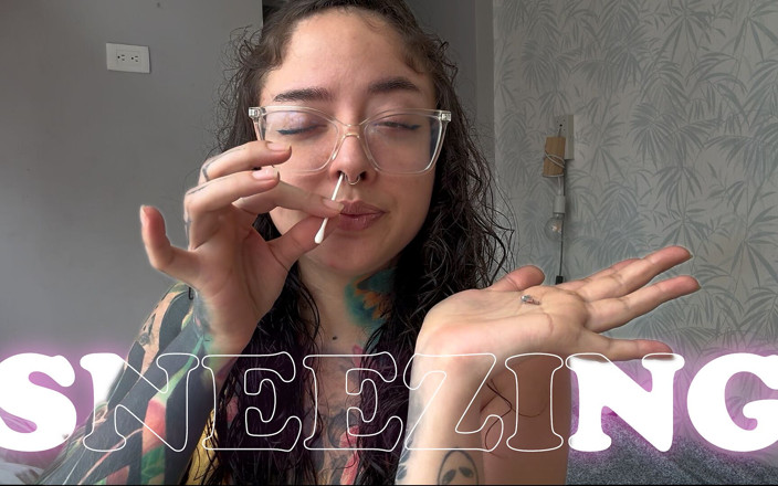 Pedazodchicle: Shrinking and Sneezing Therapy