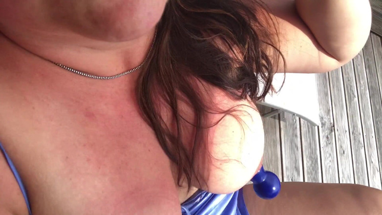 Tanja Tachee: Belly, nipple and pussy in the 8th month