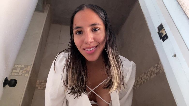 Goddess Alexa femdom: 女主人让你成为她的婊子角色扮演语言羞辱双性恋鼓励女性化