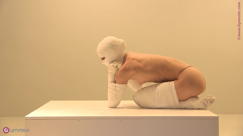Watch4fetish: Mummificazione flessibile