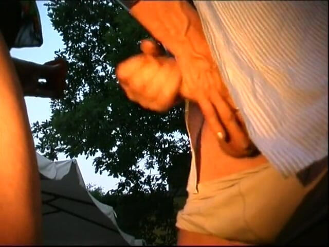 Shemale World: Tranny like to have some fun