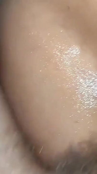 Cette MILF allemande adore la sodomie et les jeunes bites !!