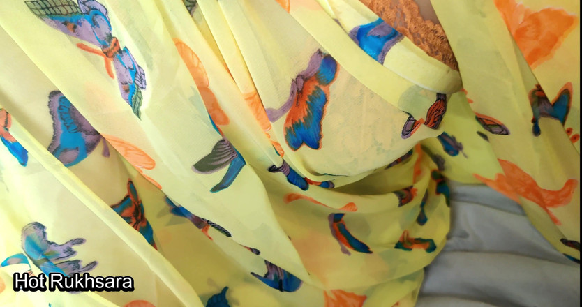 hot_rukhsara: Řidič šuká manželku majitele velmi tvrdě, když byl pryč, hindské audio