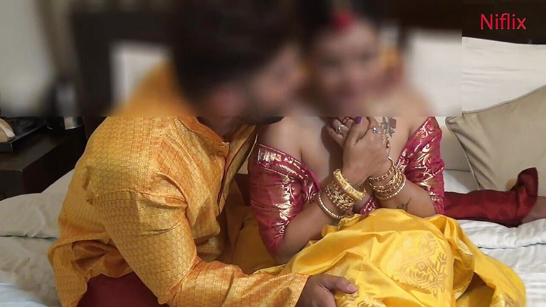 Anjalisingh_sexy: A Beautiful Couple Made a Sizzling Session in Their First...