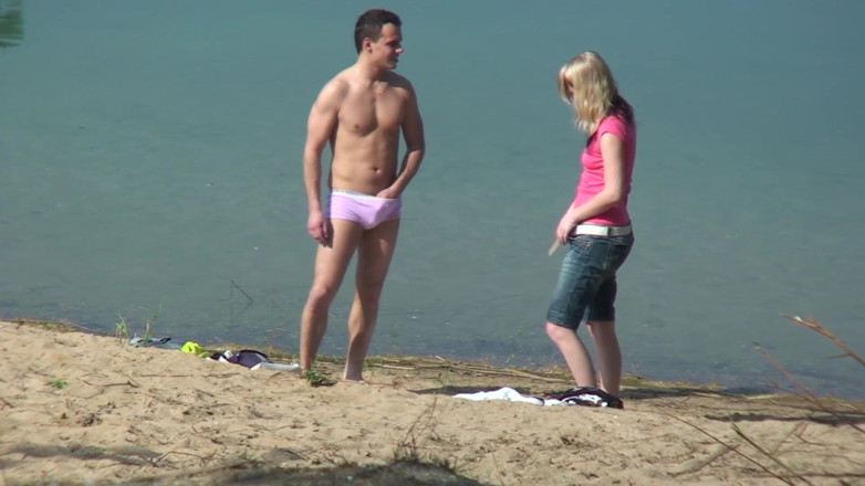 Out Sexxx: Amateur couple fucks on the beach sure about not be...