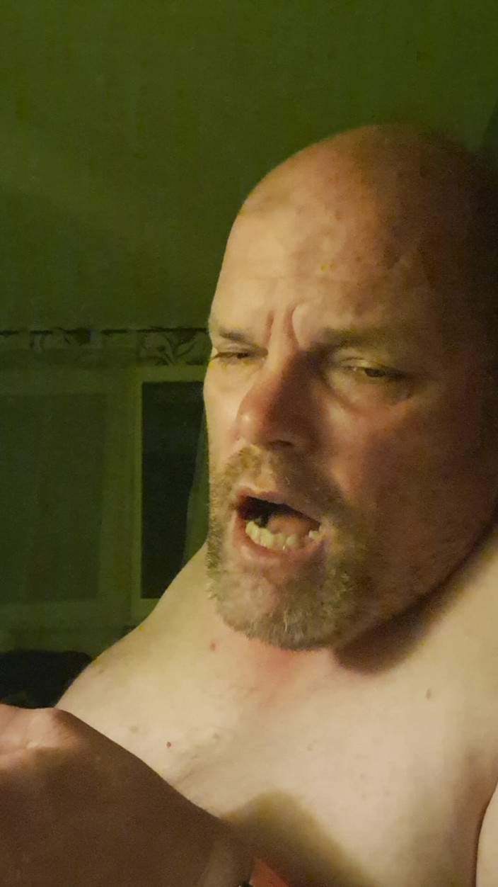 Fickspecht: Unplugged and Fucked the Slut