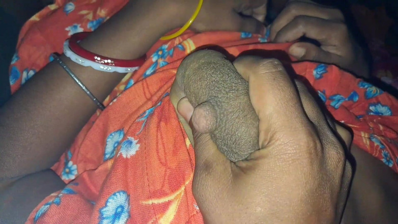 Trilokinath: 젖탱이 맘 테스트 자지와 섹스하는 인도 비하리 맘