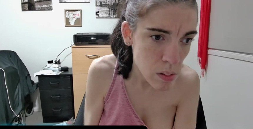 Melinah Viking: Queen of the Dragons Sneezing Fetish Roleplay