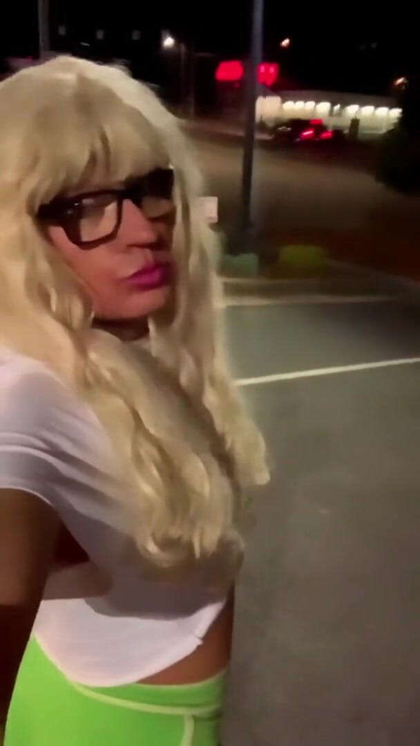 CindieLove: Hot short shorts long sexy legs anal dildo trans girl...