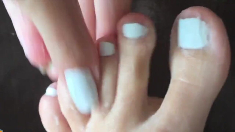 Leverageurassets: Foot job gobs of lotion