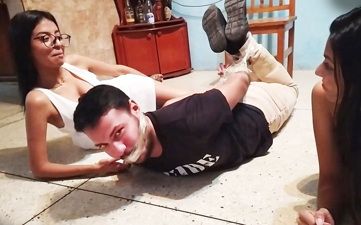 Selfgags femdom bondage: Futându-l înainte de a pleca