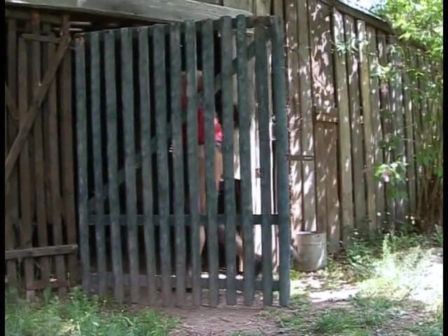 Wild Suckers: Well graced catwoman blows dick