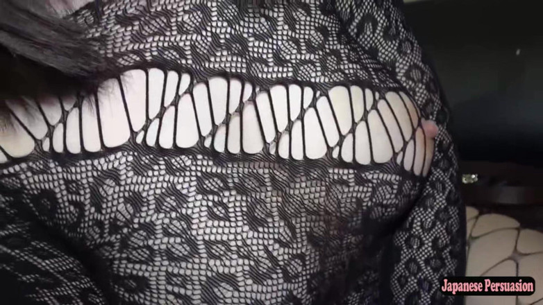 Asian happy ending: La formosa regina della Coppa G con curve voluttuose viene...