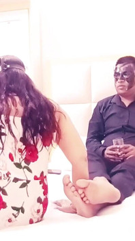 Hotwife Want Promoted by Her Office Boss, She Spend One Night at Hotel Hayat Residency Gomtinagar Lucknow