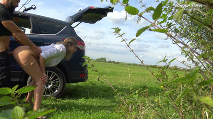 Mugur's World: Orta yaşlı seksi kadın güzel Julia North anal döllenmeyi tercih...