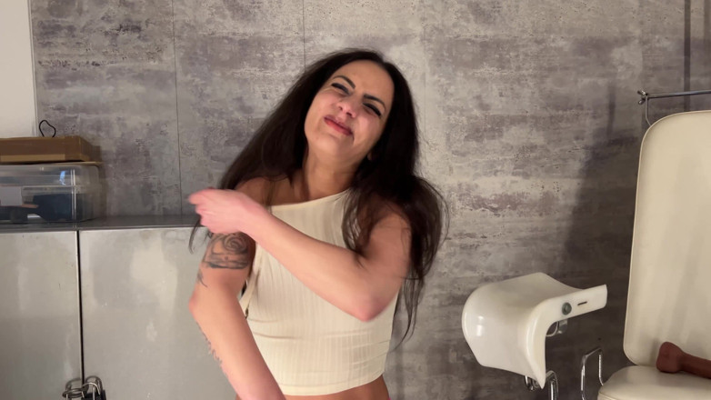 Sue Nova: Všechno vás naštvu