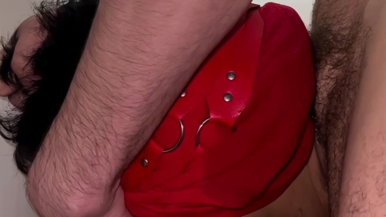 Danmel X: Khạc nhổ cho tôi, khóc vì tôi, phục vụ tôi