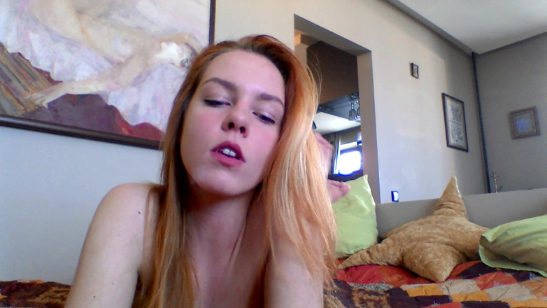 Dirty fantasy: La figliastra carina ama trasformarsi in una piccola troia