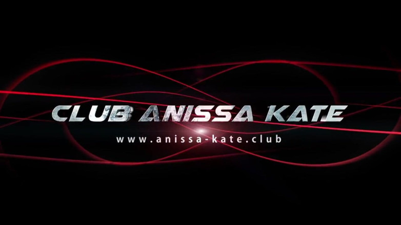 Club Anissa Kate: The prosthetist sexually punishes her two employees