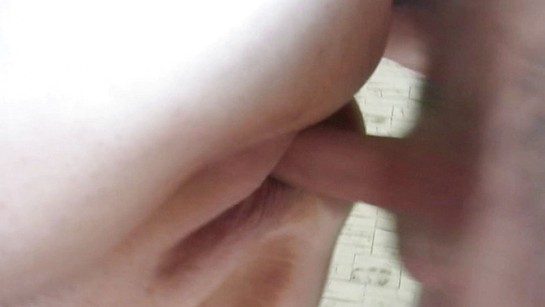 Zona901: Blowjob after sitting on cock riding and ending doggy style...