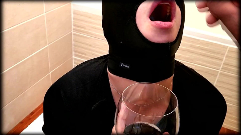 indecentlovers: Video kencing pertama kami