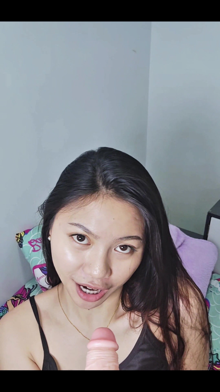 Cherrryblisss: Little Slut