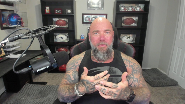 Raw and Uncensored with Masculine Jason: Du bist nicht langweilig!