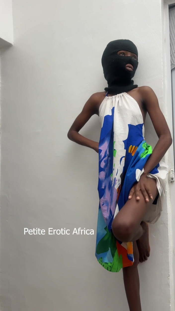 Petite Erotic Africa: Penetrating Standing Skinny