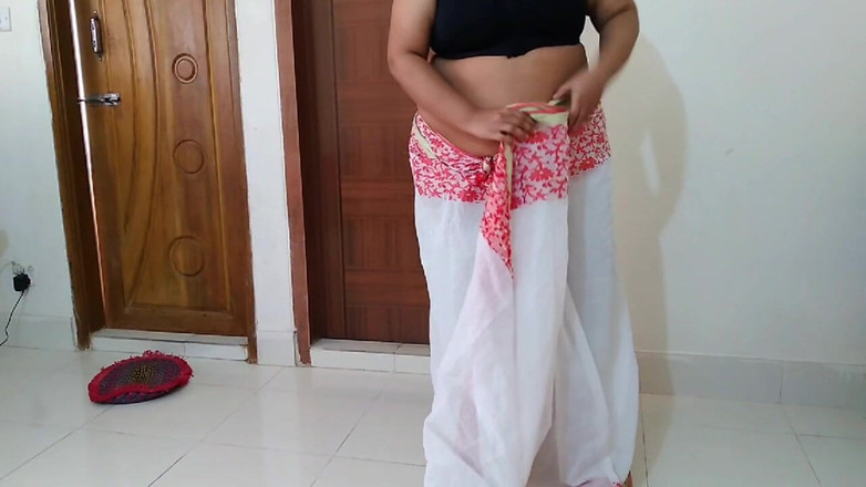 Aria Mia: 다마드 지에게 따먹히는 인도 인도 인도녀