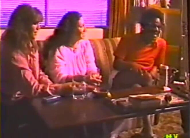 Homegrown Vintage: Night turns into amateur lesbian fun