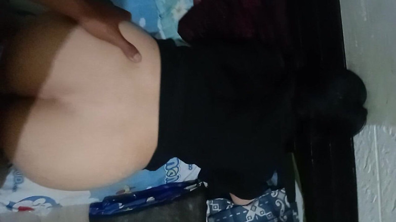 Famly sex: Gaya Doggy – Dara Angelasian Putih Dengan Pepek Sempit