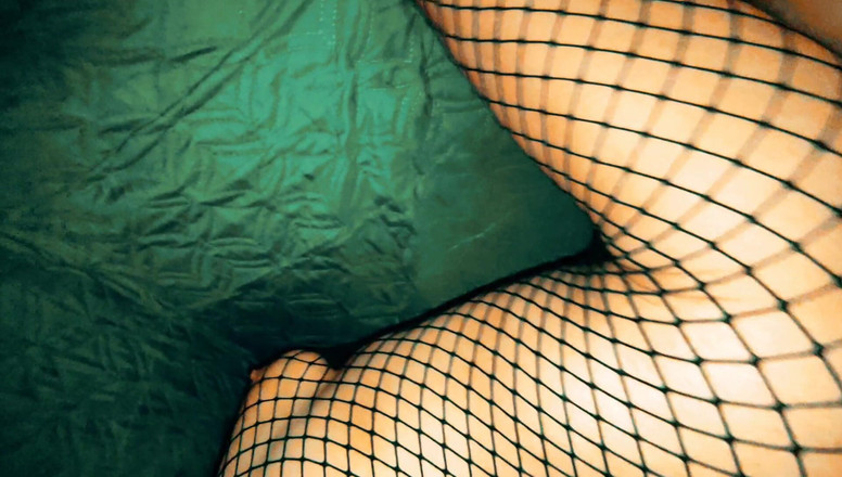 Hotlia: 做爱并制作视频