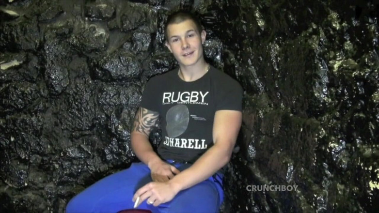 Crunch Boy: Amzzin sexy chico heterosexual acepta ser chupado por gay