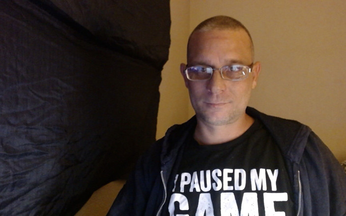 DubeSnackes: Dubesnackes aquí para masturbar mi gran polla