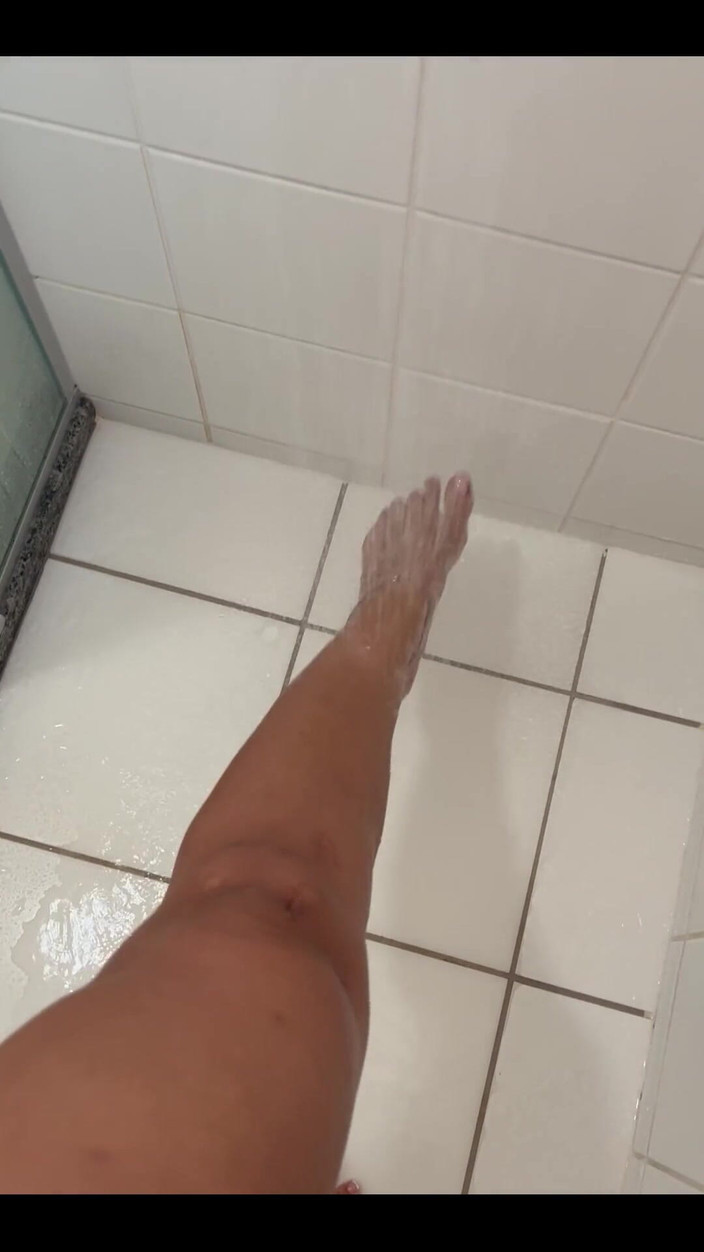 KiffaFeet: Douchetijd