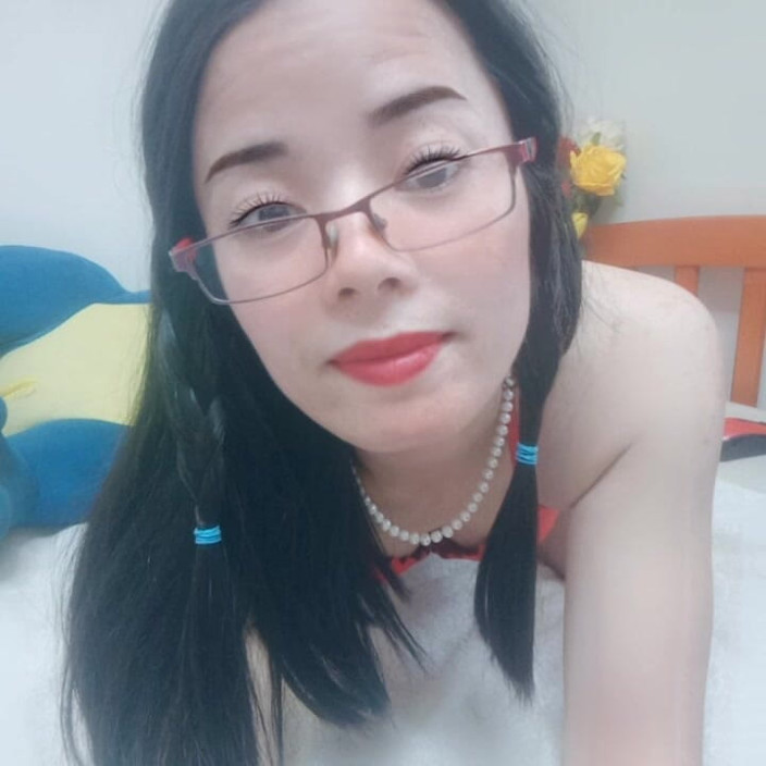 sweethanajapanese: Vestito Rosso Oggi Hana Beautifull Con Mutandine Rosse