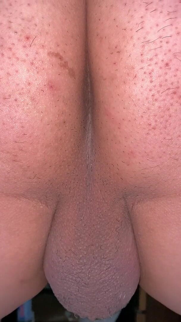 Kyotosigakk: A man exposes his asshole. Take a close-up shot so...