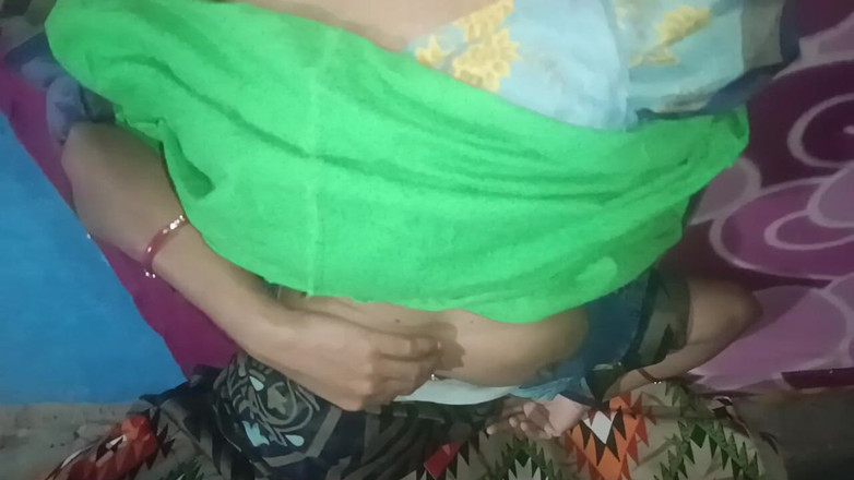 Hharr9898: Het poesje van Desi vrouw neuken