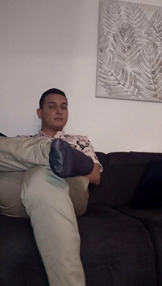 Tomas Styl: Lick His Feet Dude