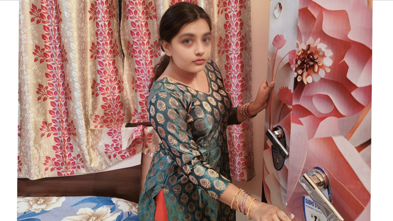 Mili bhabi: Desi nieuwe Bhabhi strakke kut Hindi audio seks, Indische Bhabhi...
