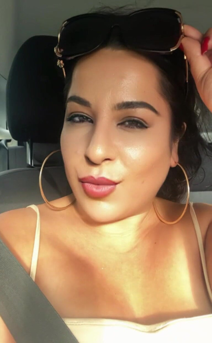 LadyAyse5: Hallo mijn slaven