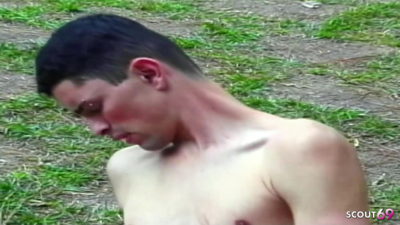 Shemale TS Collection: Obrovský penis šuká venkovní tranny v těsném zadku