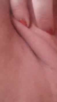 I Love to Masturbate While You Watch