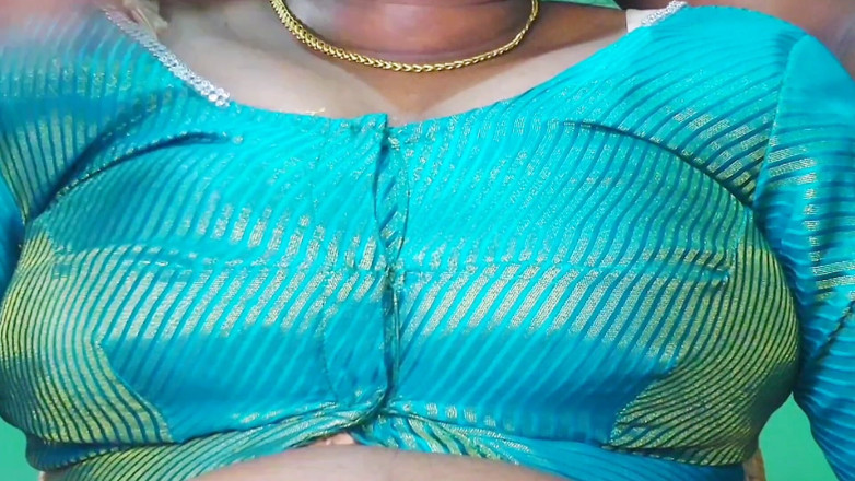 Desi Mohini: Sexy BF GF Status Romantic Status Sex Status Video